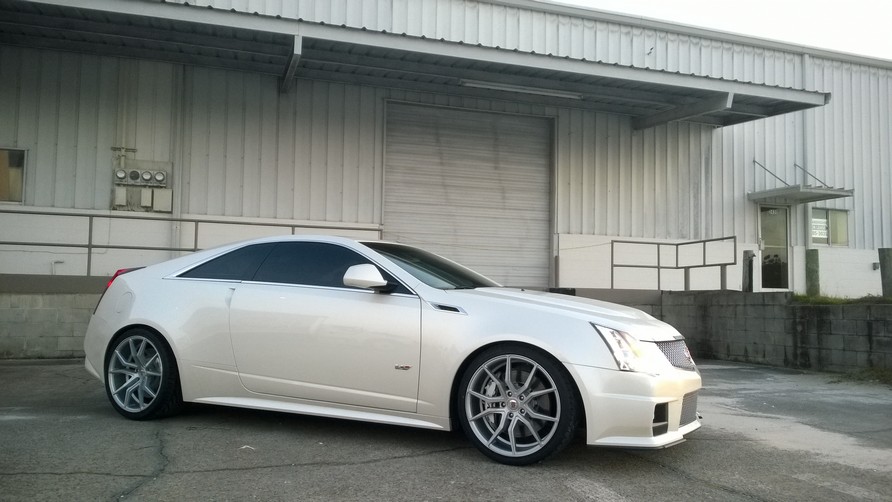 Image for 11 Cadillac CTS-V Coupe Wheels